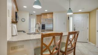 Oceanfront Family Villa with Complex Pool, Bikes - Hilton Head Island - 1