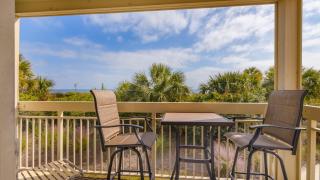 Breakers Condo with Ocean & Pool Views, Walk to Beach, Shops - Hilton Head Island - 9