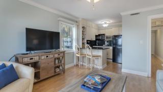 Breakers Condo with Ocean & Pool Views, Walk to Beach, Shops - Hilton Head Island - 8