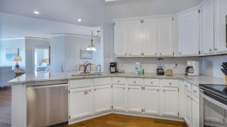 Oceanfront Family Villa, Walk to Beach, Bikes, Views - Hilton Head Island - 1