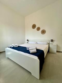 Sunshine Apartment Acireale - Acireale - 1