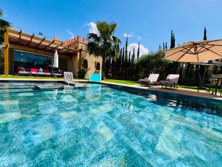 Villa privée avec piscine pour familles à Marrakech, Lalla Takerkousst - 8