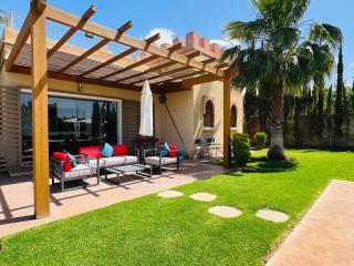 Villa privée avec piscine pour familles à Marrakech, Lalla Takerkousst - Marrakesch - 3