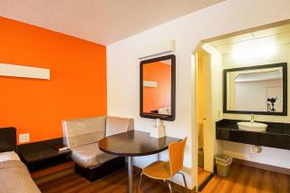 Economy Hotel Kansas City - Blue Springs - 0