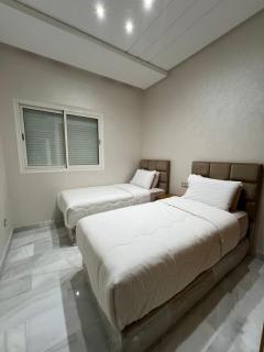 apartment only for families - 6