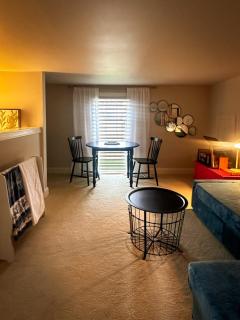 State Street Cottage - Newburgh - 4