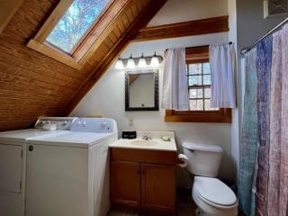 Alpine - by The Chalets - Logan - 2