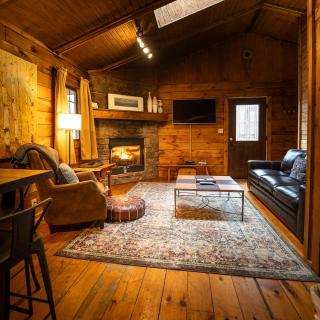 Blackjack - by The Chalets - Logan - 5