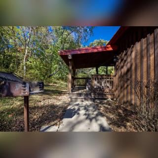 Coyote - by The Chalets - Logan - 6