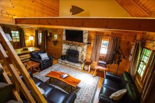 Dogwood - by The Chalets - Logan - 2