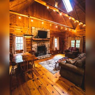 Pine Creek - by The Chalets - South Bloomingville - 3