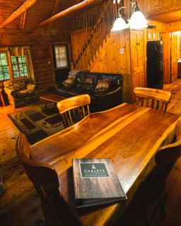 Pioneer - by The Chalets - South Bloomingville - 2