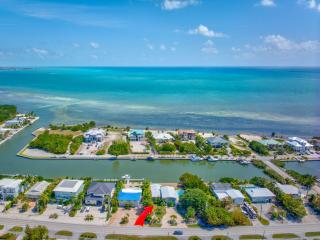 Easy Breezy Family Complex 5BR 3BTH 100ft Dock Pool & Beach - Marathon - 7