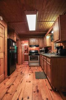 Timber Ridge - by The Chalets - South Bloomingville - 1