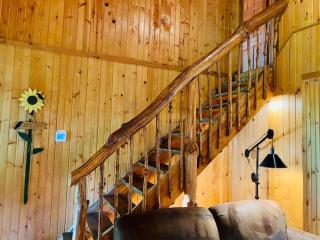 Sycamore - by The Chalets - South Bloomingville - 1