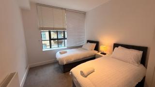 Luxury 2BR Apartment in Central London - 7