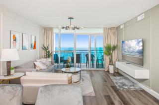 New Luxury Oceanfront 2BR Condo with Relaxing Ambiance - Myrtle Beach - 6