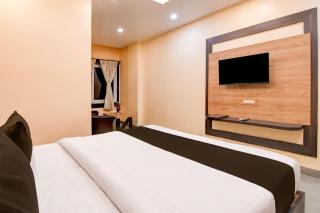Super Townhouse OAK Bulbuli Neer - Calcuta - 1