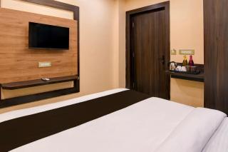 Super Townhouse OAK Bulbuli Neer - Calcuta - 0