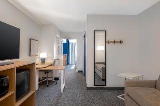 Spark by Hilton Orangeburg - 6