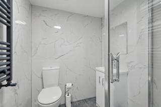 Central Flat 3 bedroom, 2 bathroom - StayByNumbers - Belfast - 4