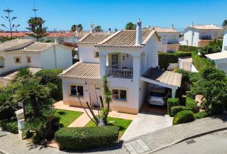Oasis Parque, Alvor. (AT04) Beautiful 2 Bed Villa with Pool - Portimão - 0