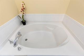 Extended Pool Deck - South Facing - Pool & Spa - Game Room - Family Friendly - Nr Disney - Kissimmee - 8