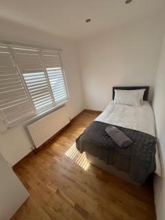 Good Priced Single Rooms in Northolt - 0