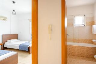 Carisa DownTown with Rooftop pool - Larnaca - 2
