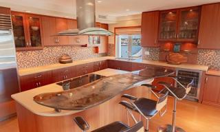 Bayfront Corner Unit in Olde Naples - Naples - 9
