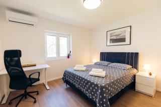 Martha's Oliveyard - Biograd na Moru - 3