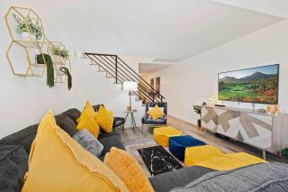 4Bd l Pool & Tennis Access l 5 mi downtown PS - 4