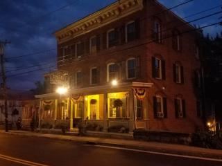 Six Bells Countryside Inn - Rosendale - 2