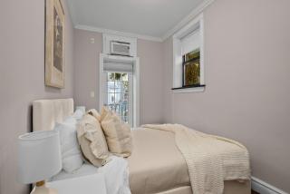 Spacious Midtown Retreat 2BR NYC Haven Near Landmarks - New York - 7