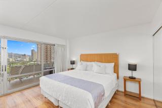 Ilikai Condo Close to Beach - City View - Honolulu - 9