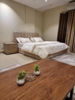 Sleek Stay Studio Apartment Bahria Enclaves Islamabad - Islamabad - 5