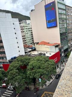1BR Above Historic Roxy 4 Min Walk to Copa Beach - Rio de Janeiro - 6