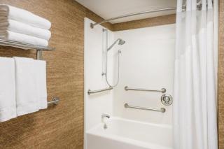 Holiday Inn Express Boston Brockton by IHG - Brockton - 4
