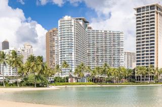 Ilikai Condo Close to Beach - City View - Honolulu - 5