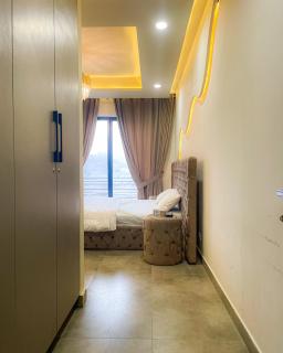 2BHK - Riverview Apartment with Terrace and Gold Vibe - Rawalpindi - 7