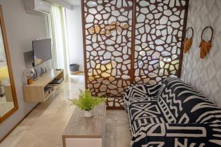 Playa Oasis with Pool & Gym - Walk to Beach & 5th Av - Cedro - 5