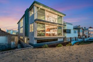 Modern Ocean Front Beach Home- 3 king beds 3 bedroom - Oxnard - 1