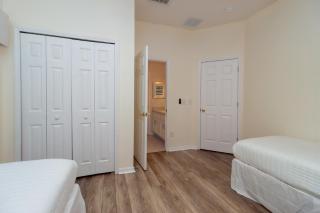 Serene 4-Bedroom Lakeview Retreat with South-Facing Pool & Sun-Drenched Outdoor Living - 1