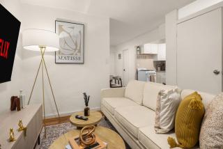 East Village Manhattan 3BR Apartment for City Life - 9