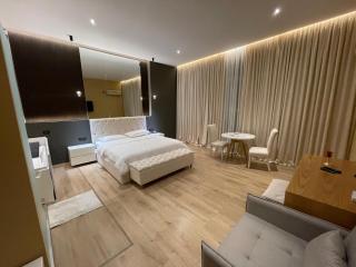 Luxury Jacuzzi Suite- Astir,Tirana - Tirana - 6
