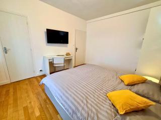 FITZ JAMES 2 Bedrooms 2 Bathrooms in Historic Center - 3
