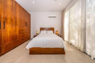 Casa Mila 4BDR Luxury Villa 24-7 Security - 1