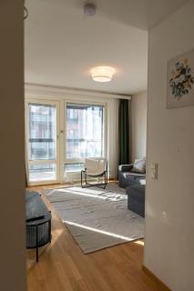 One bedroom apartment by the lake with large balcony - 3