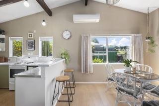 Kaihua Cabin, Modern 3BR With Mt Tauhara Views - Taupo - 0