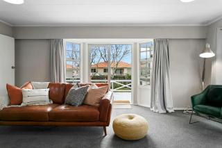 Chic Central Taupo Escape With Space, Comfort and Style - 5